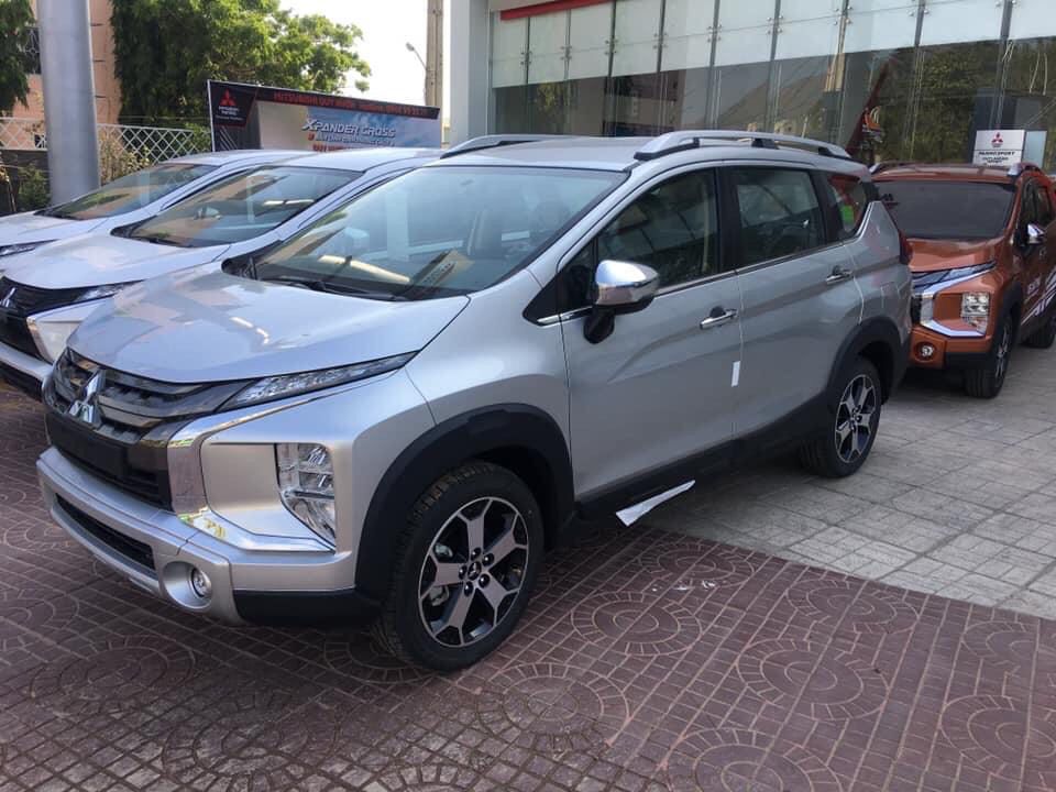 Giá xe mitsubishi xpander tháng 9